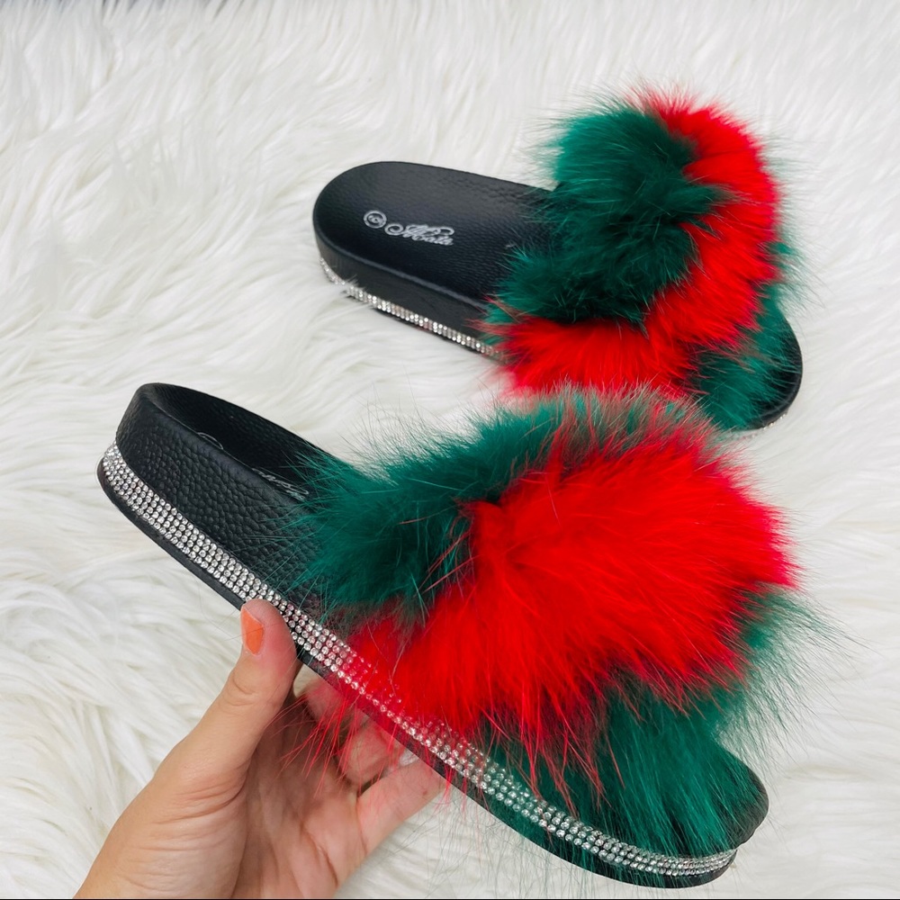Green/red fur slide - Picture 7 of 7